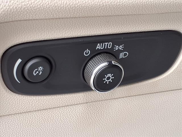 used 2022 Buick Envision car, priced at $23,500