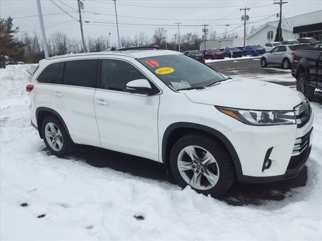 used 2019 Toyota Highlander car, priced at $28,850