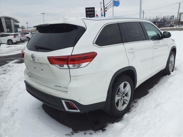 used 2019 Toyota Highlander car, priced at $28,850