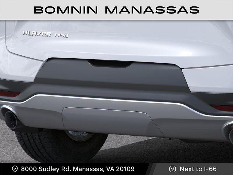 new 2025 Chevrolet Blazer car, priced at $32,009