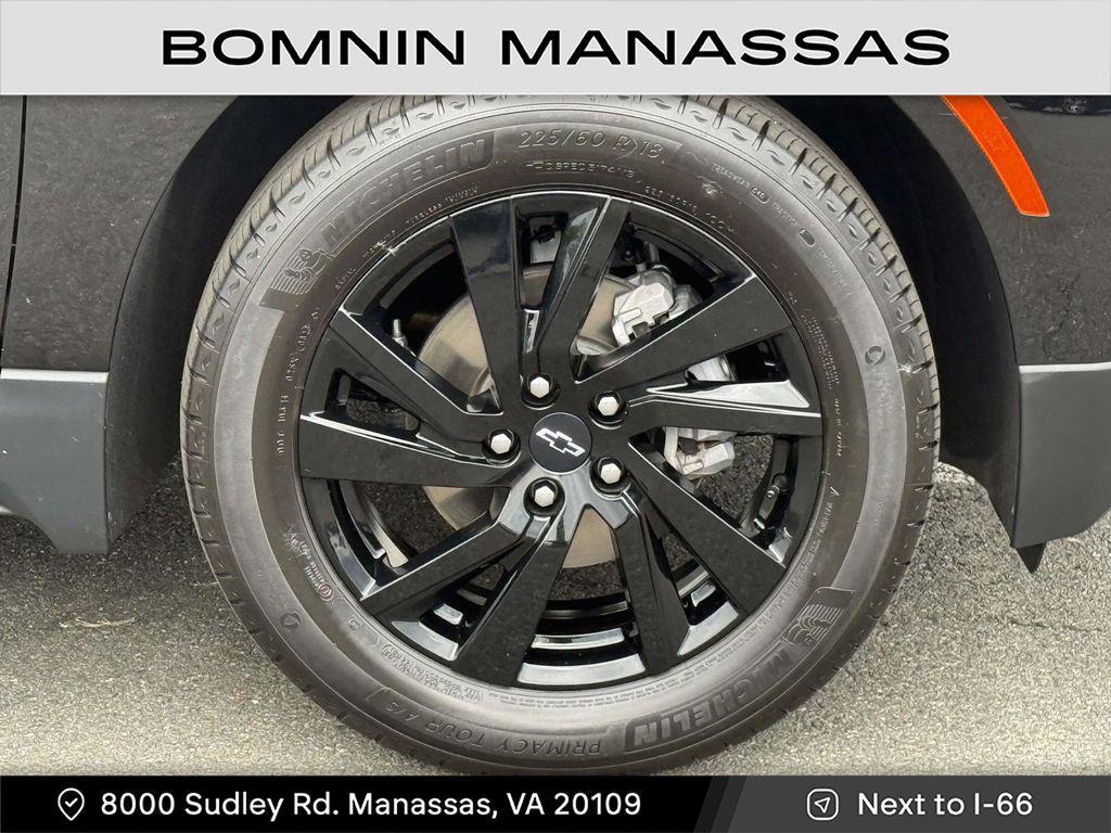 used 2023 Chevrolet Equinox car, priced at $19,490