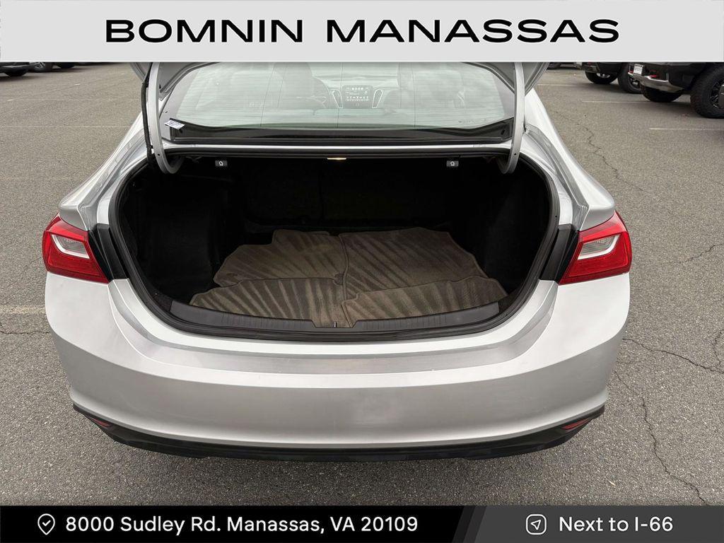 used 2017 Chevrolet Malibu car, priced at $9,998