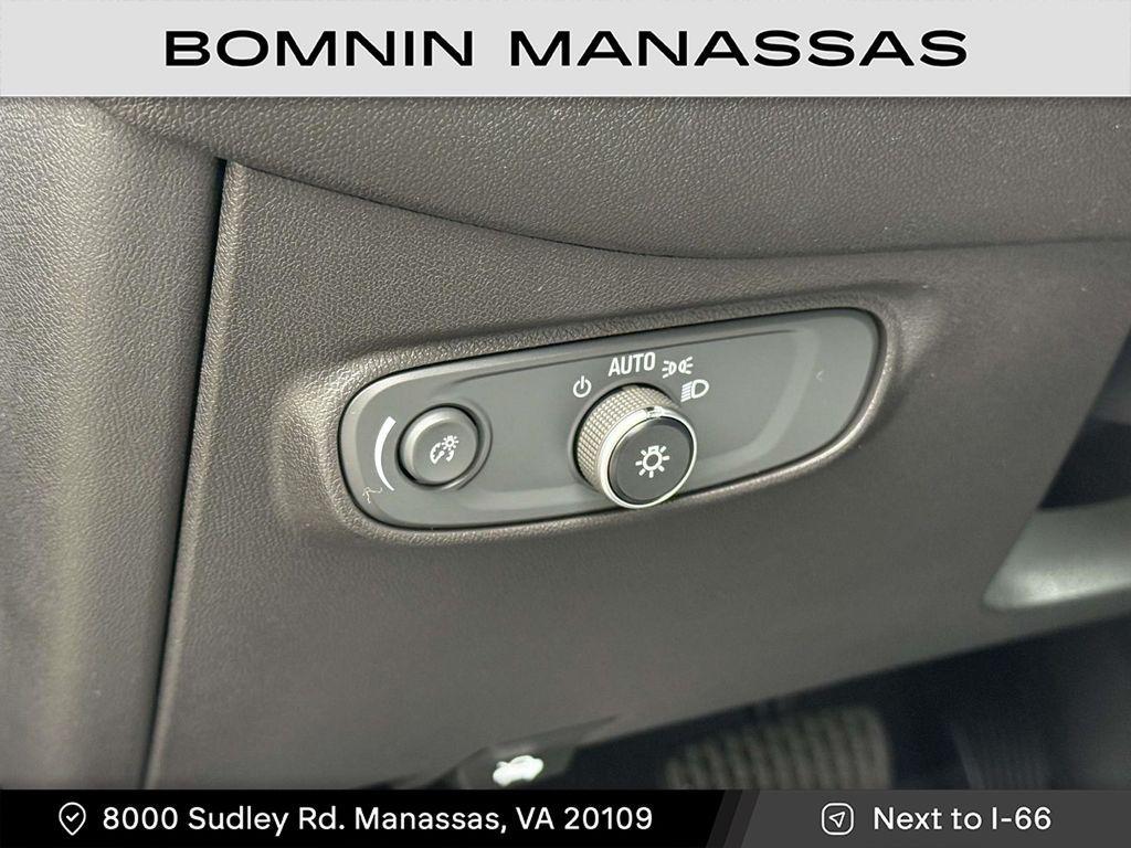 used 2021 Chevrolet Equinox car, priced at $16,490