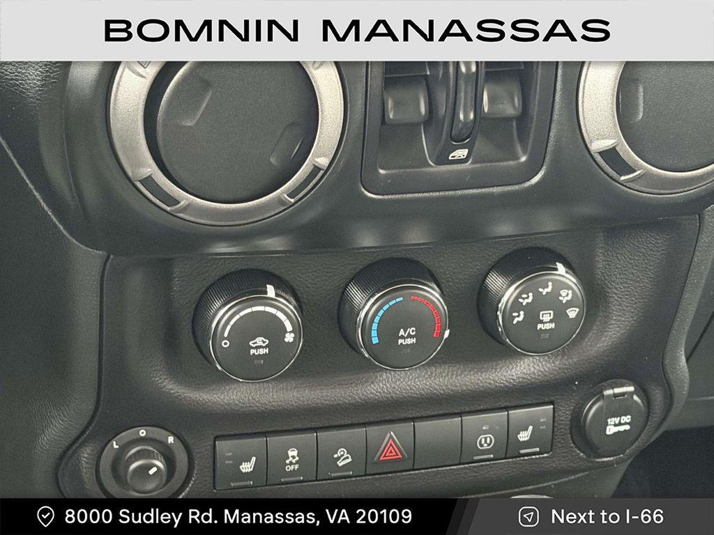 used 2015 Jeep Wrangler Unlimited car, priced at $17,990