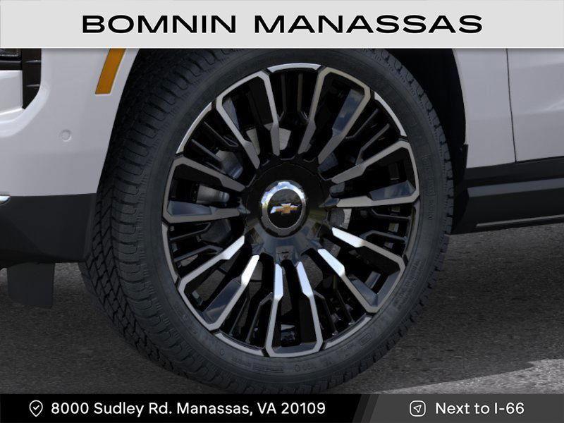 new 2025 Chevrolet Suburban car, priced at $88,695