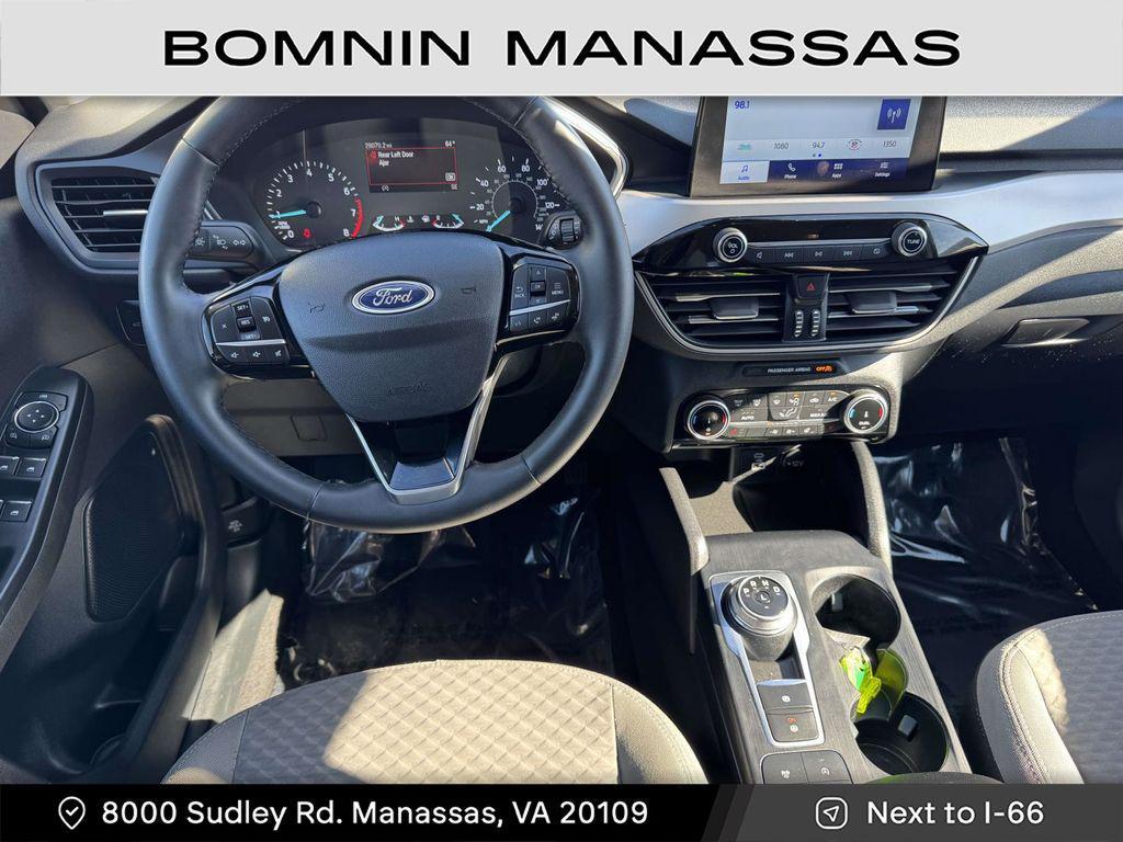 used 2022 Ford Escape car, priced at $18,999