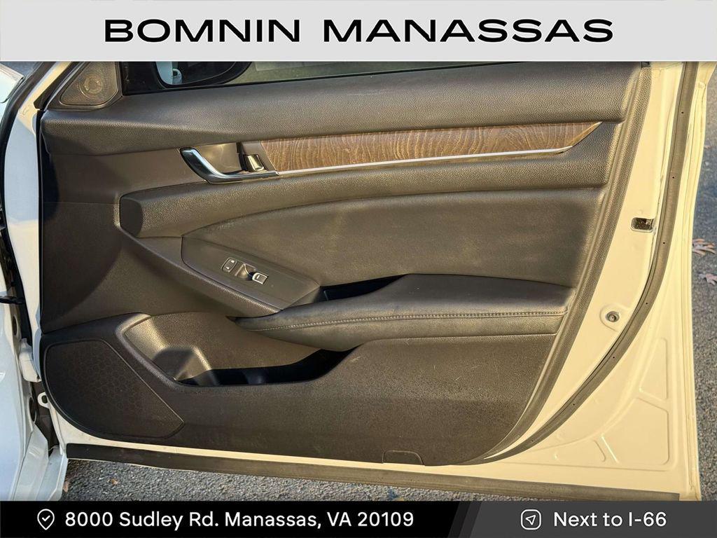 used 2021 Honda Accord Hybrid car, priced at $19,490