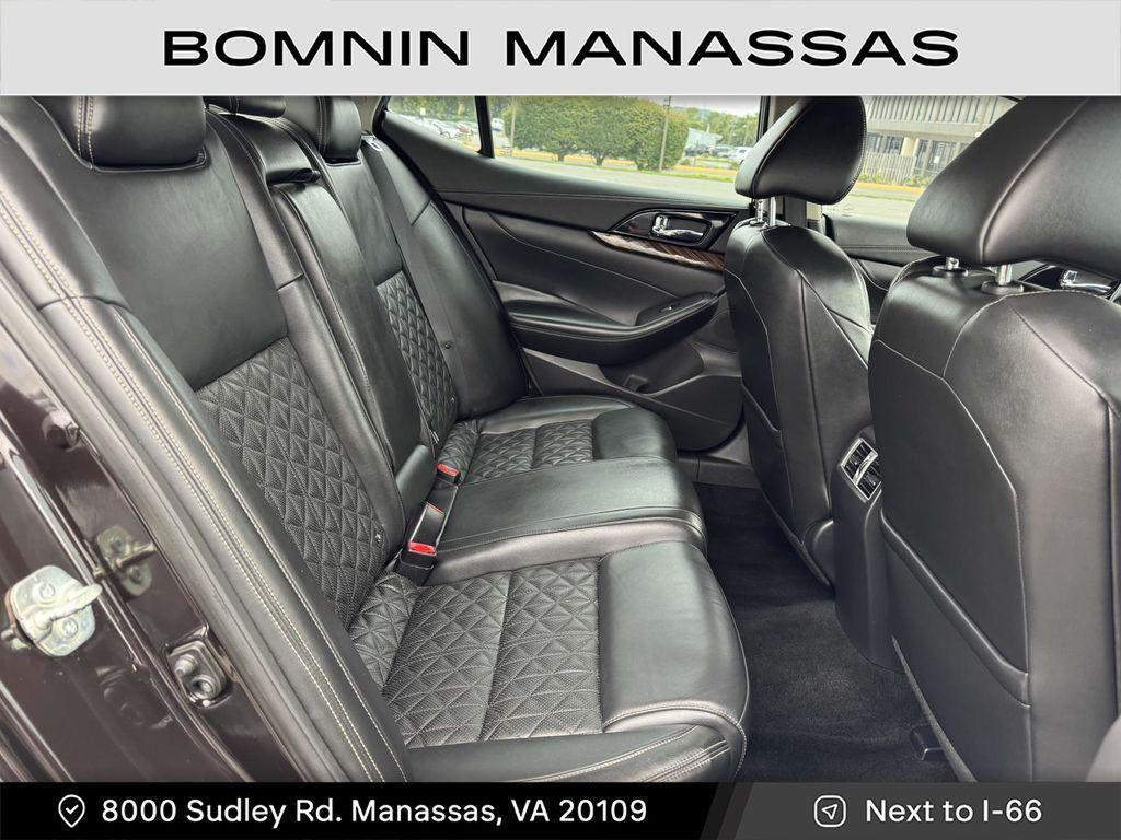 used 2016 Nissan Maxima car, priced at $9,990