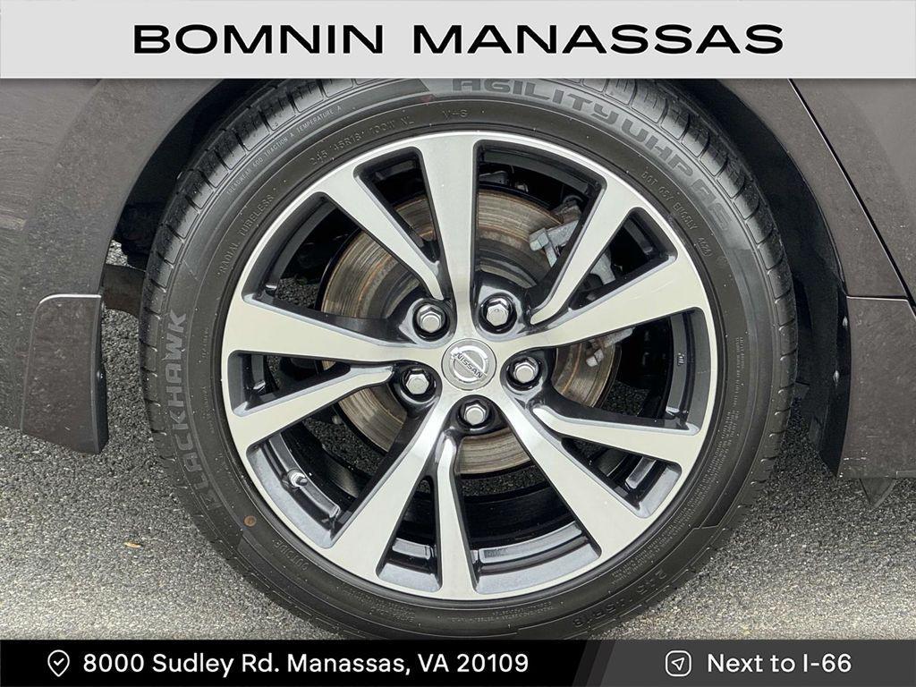 used 2016 Nissan Maxima car, priced at $9,990