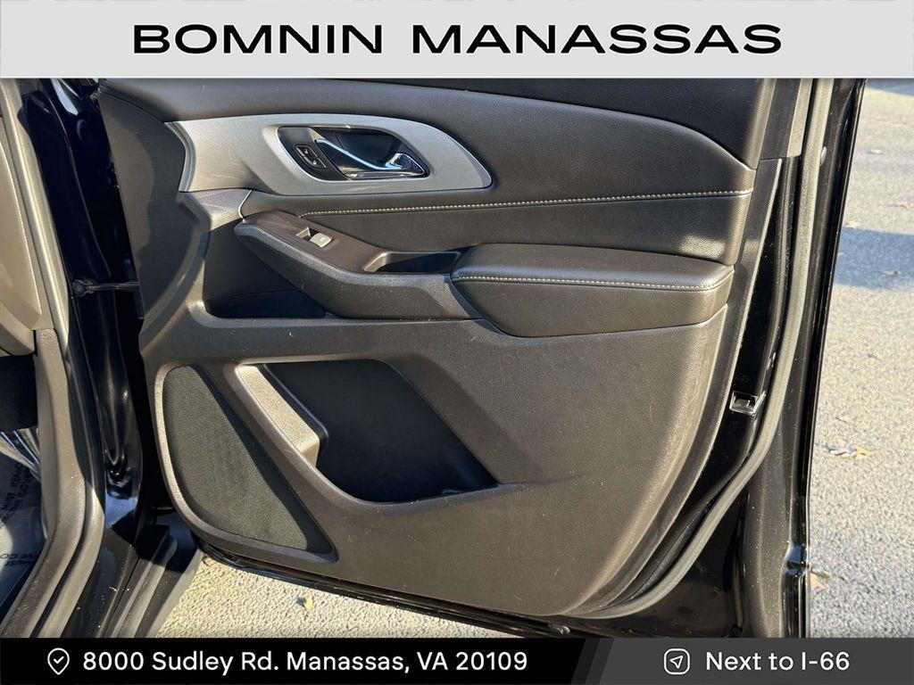 used 2019 Chevrolet Traverse car, priced at $15,990