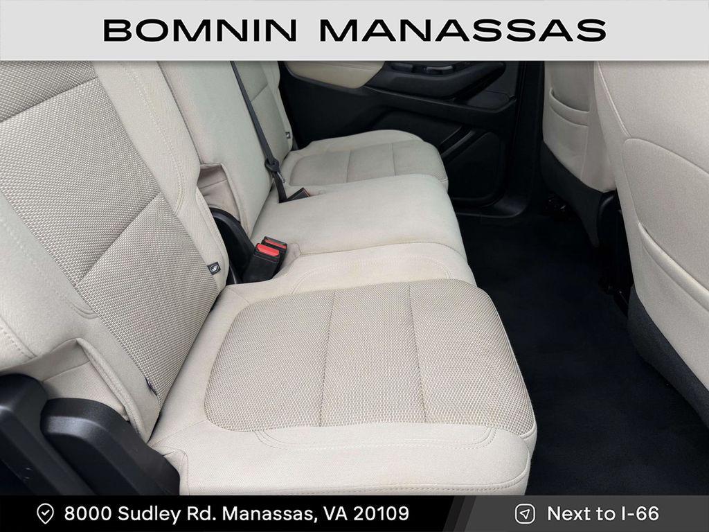 used 2022 Chevrolet Traverse car, priced at $21,490