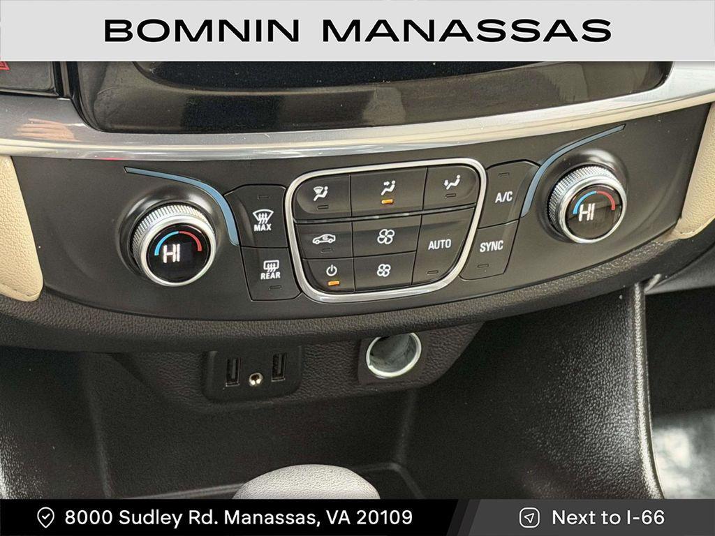 used 2022 Chevrolet Traverse car, priced at $21,490