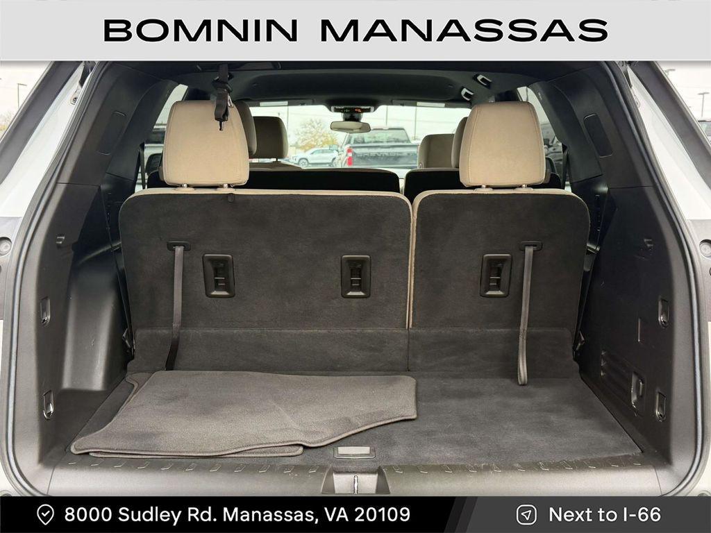 used 2022 Chevrolet Traverse car, priced at $21,490