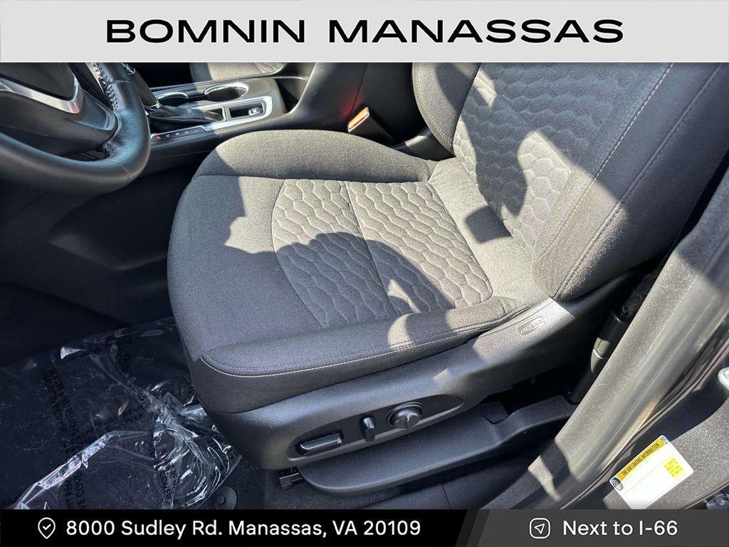 used 2018 Chevrolet Equinox car, priced at $11,490