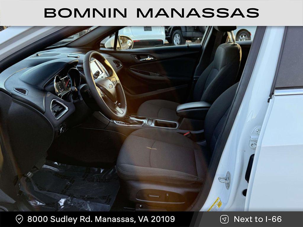 used 2017 Chevrolet Cruze car, priced at $9,490