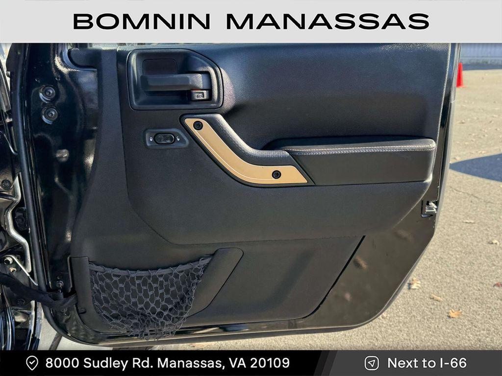 used 2014 Jeep Wrangler Unlimited car, priced at $14,990