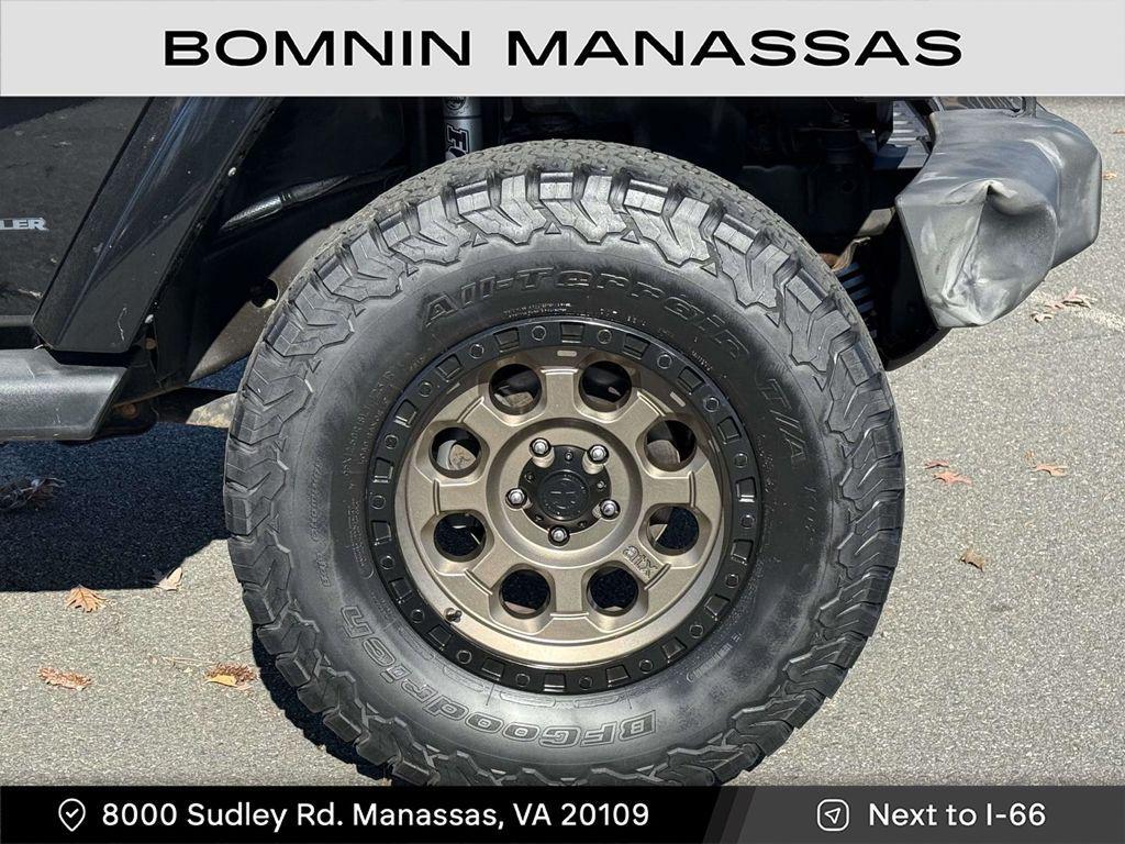 used 2014 Jeep Wrangler Unlimited car, priced at $14,990