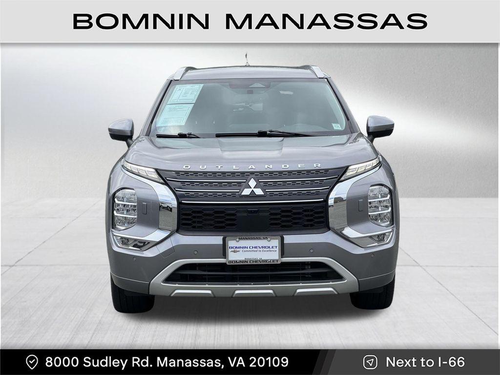 used 2022 Mitsubishi Outlander car, priced at $25,490