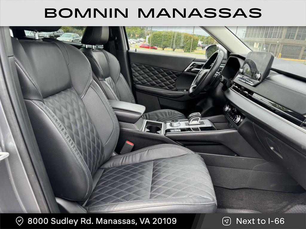 used 2022 Mitsubishi Outlander car, priced at $25,490