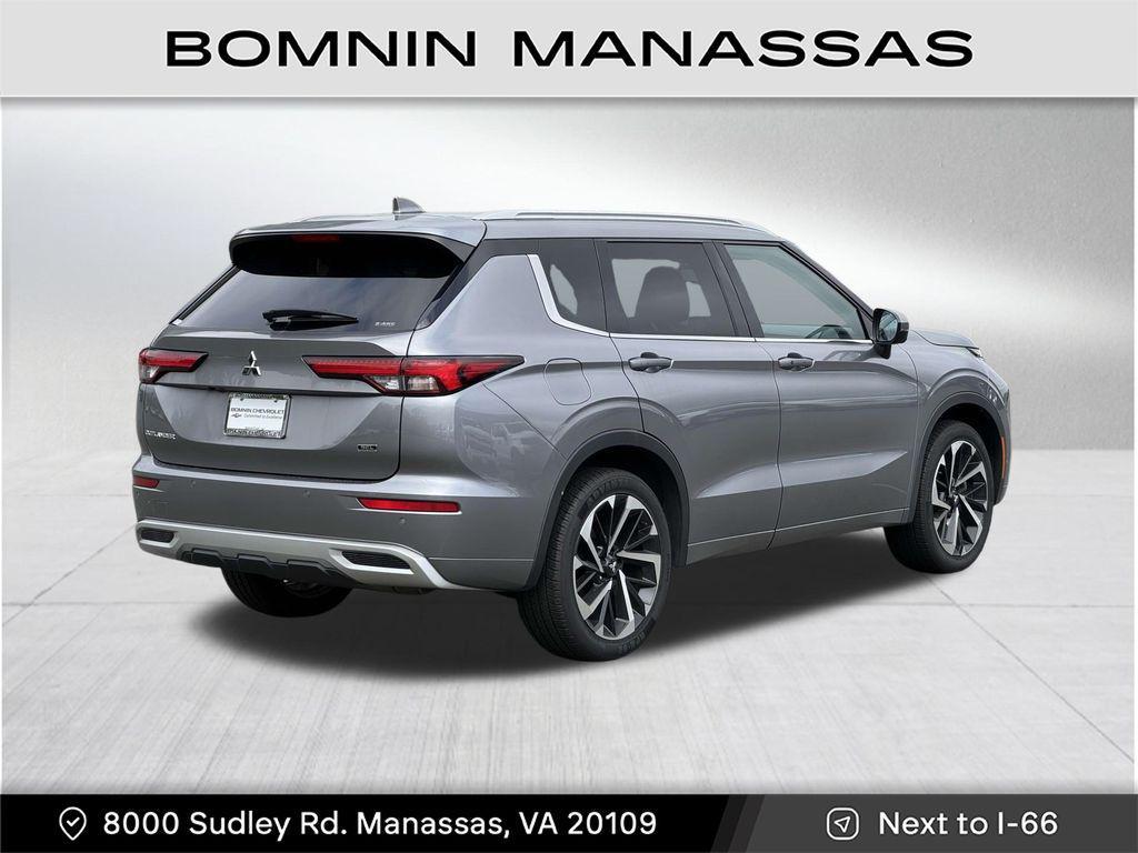 used 2022 Mitsubishi Outlander car, priced at $25,490