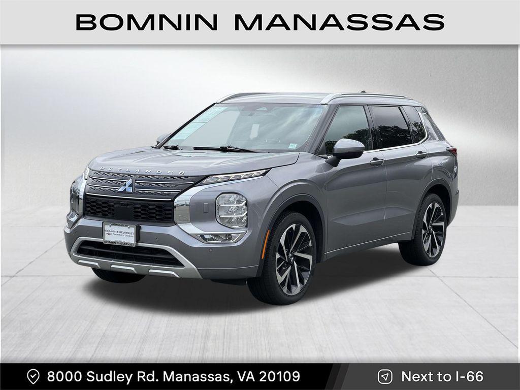 used 2022 Mitsubishi Outlander car, priced at $25,490