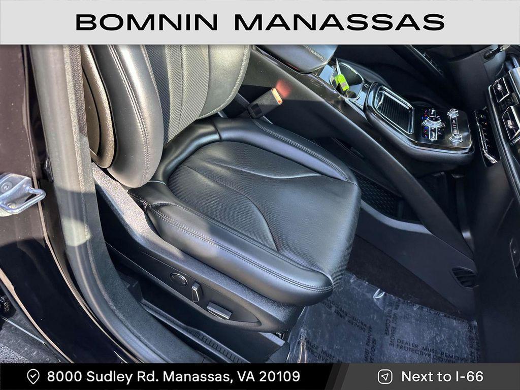 used 2021 Lincoln Nautilus car, priced at $29,990