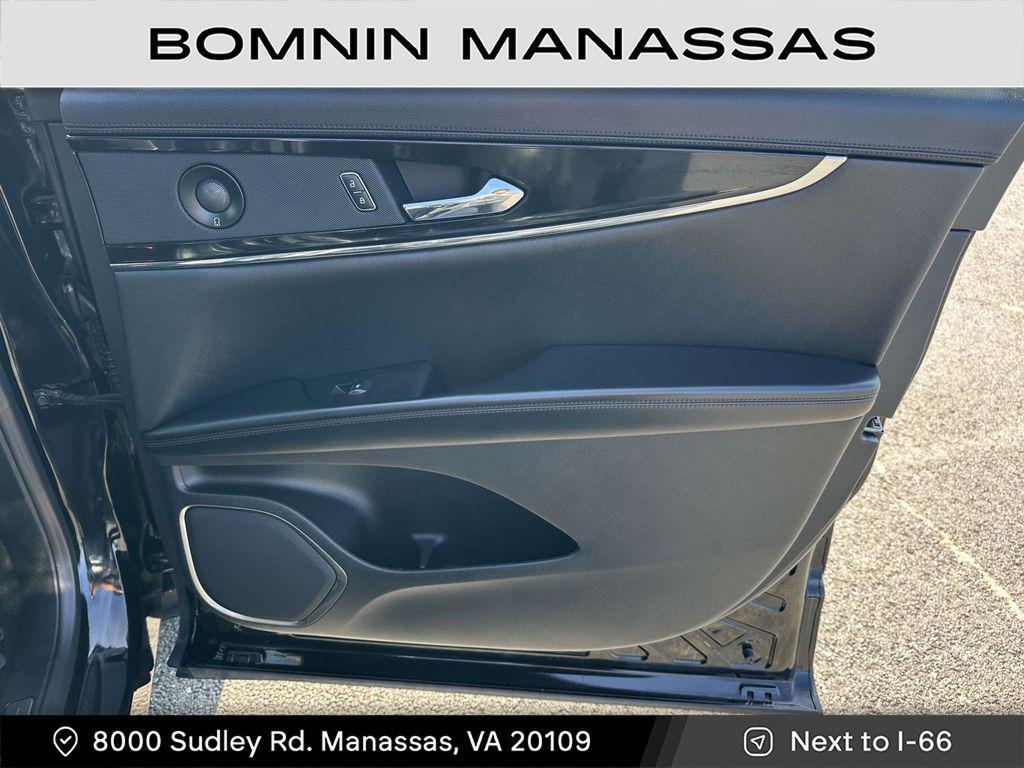 used 2021 Lincoln Nautilus car, priced at $29,990