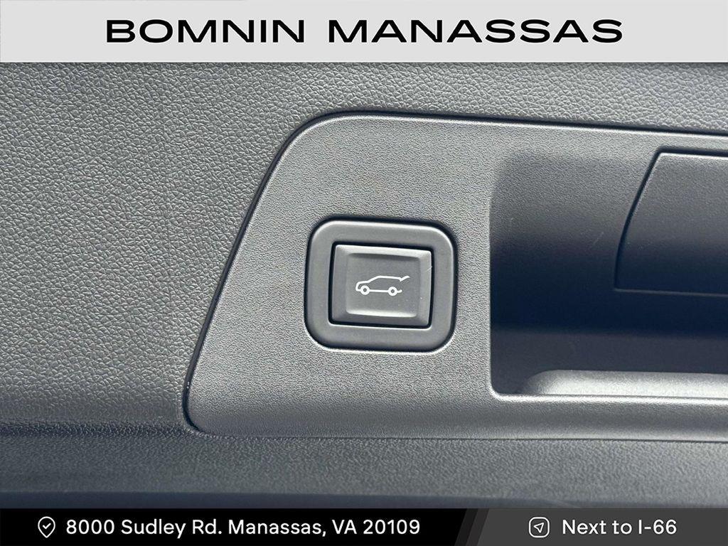 used 2023 Buick Envision car, priced at $31,490