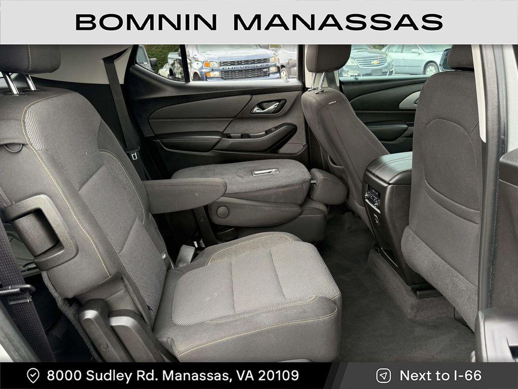 used 2019 Chevrolet Traverse car, priced at $17,490