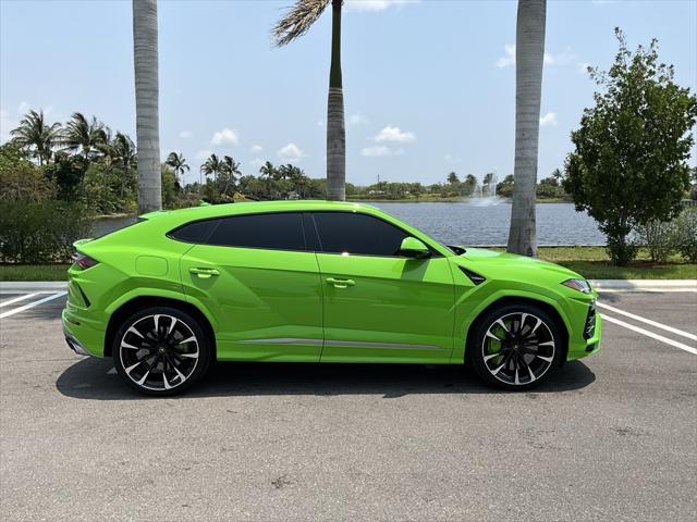 used 2022 Lamborghini Urus car, priced at $239,949