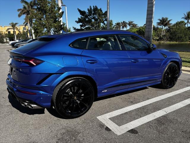 used 2024 Lamborghini Urus car, priced at $319,944