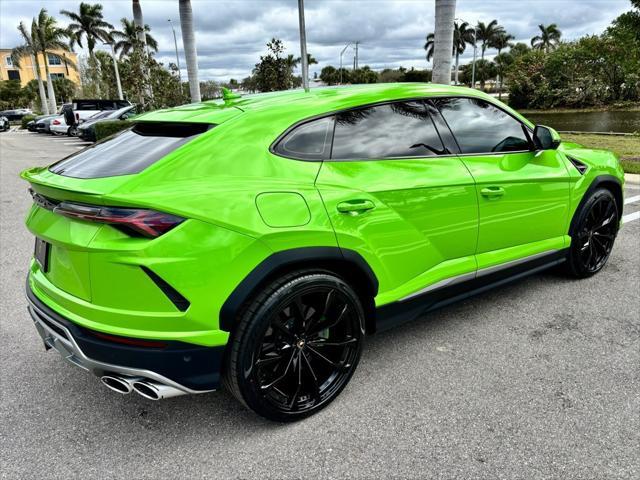 used 2021 Lamborghini Urus car, priced at $198,866