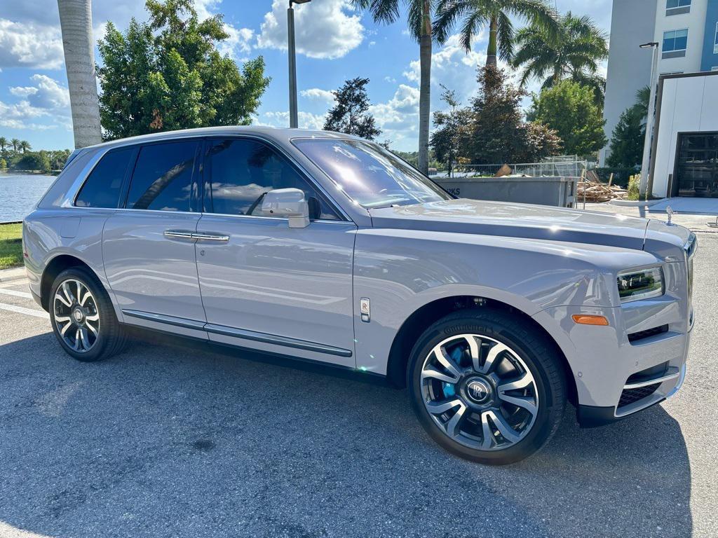 used 2023 Rolls-Royce Cullinan car, priced at $329,973