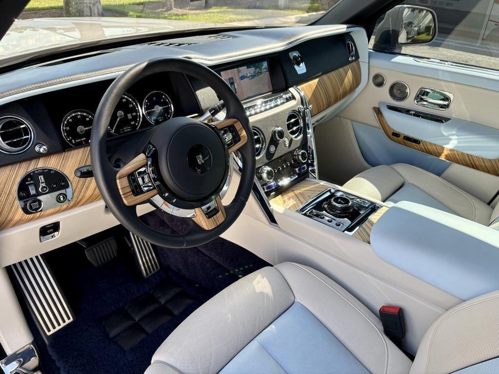 used 2023 Rolls-Royce Cullinan car, priced at $329,973