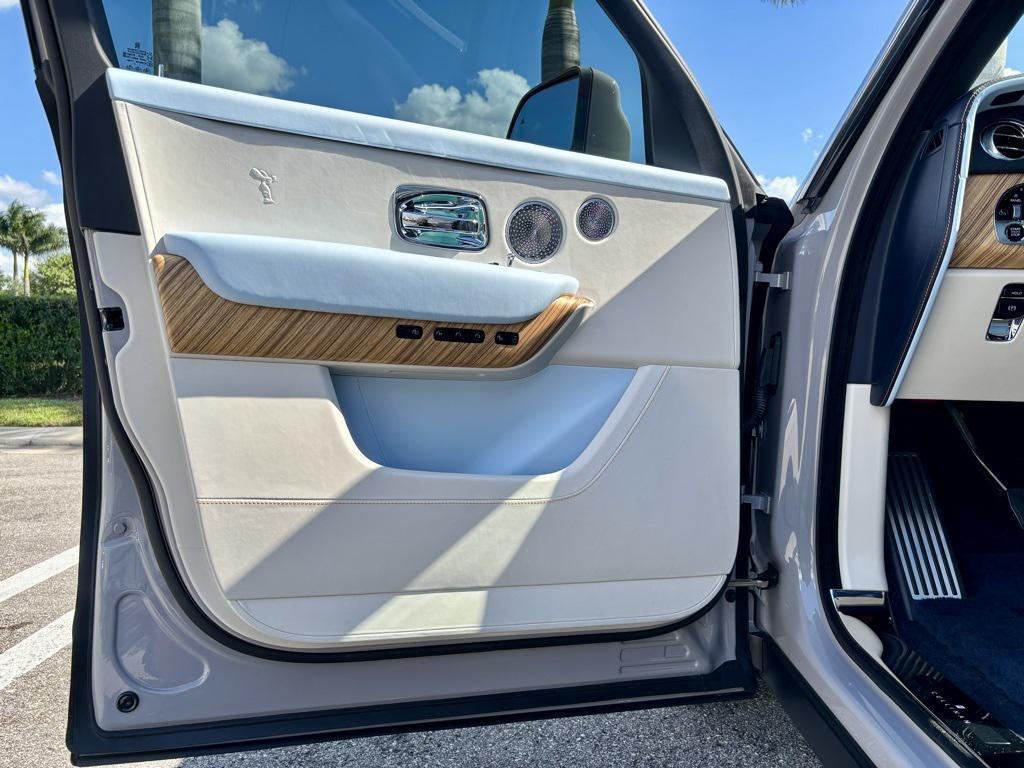 used 2023 Rolls-Royce Cullinan car, priced at $329,973