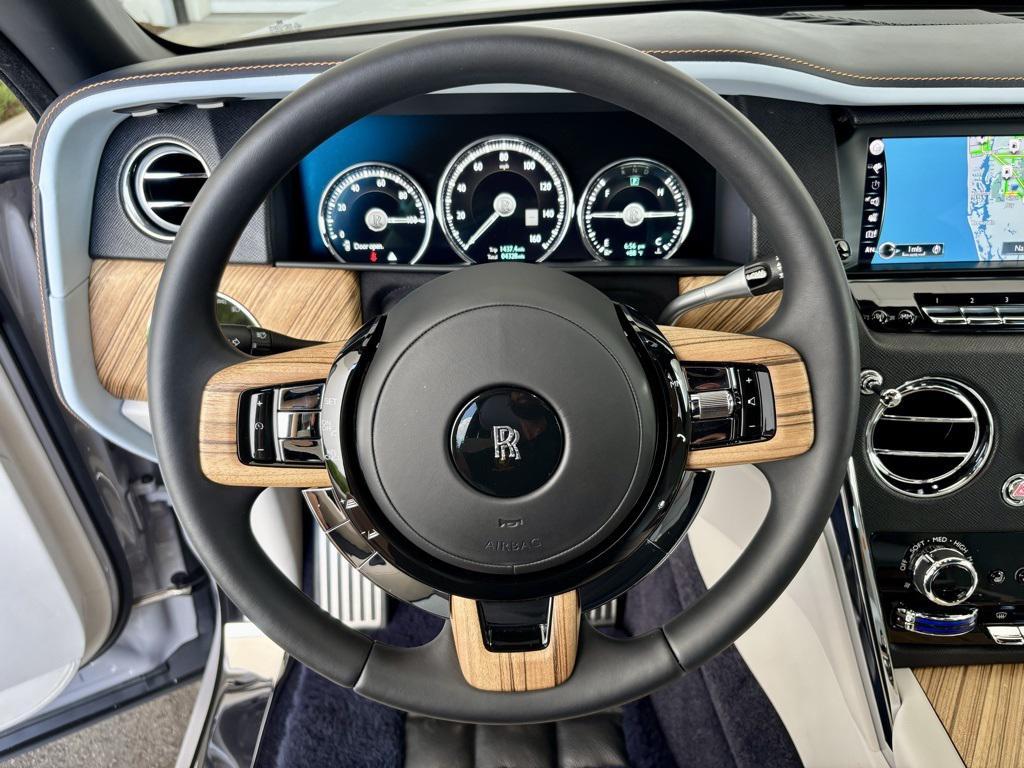 used 2023 Rolls-Royce Cullinan car, priced at $329,973