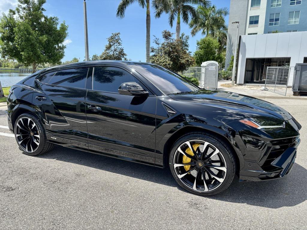 used 2024 Lamborghini Urus car, priced at $258,989