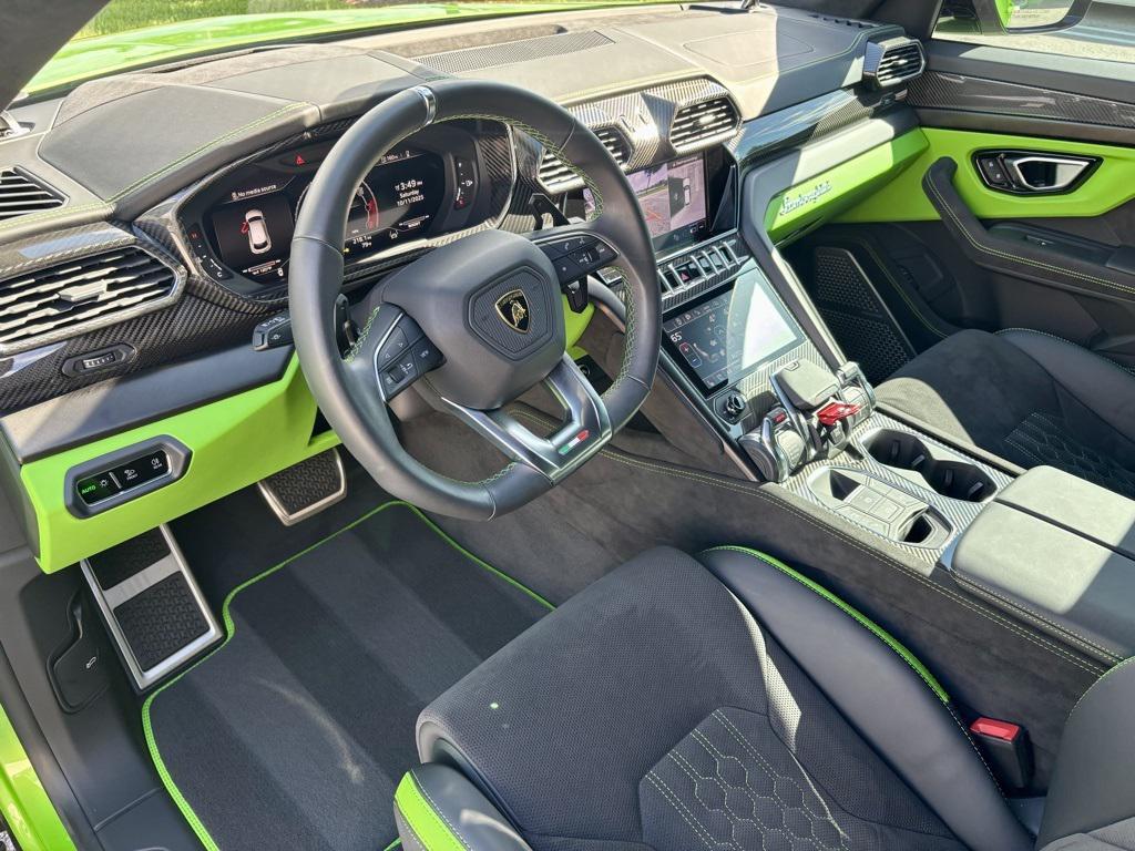 used 2024 Lamborghini Urus car, priced at $274,868