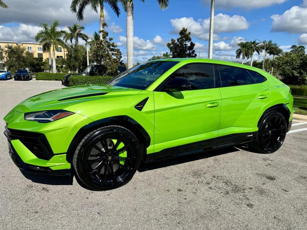used 2024 Lamborghini Urus car, priced at $274,868