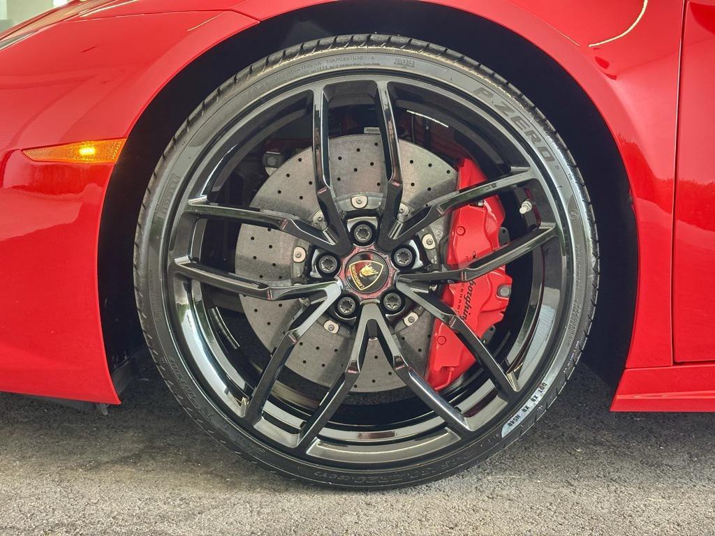 used 2015 Lamborghini Huracan car, priced at $229,933