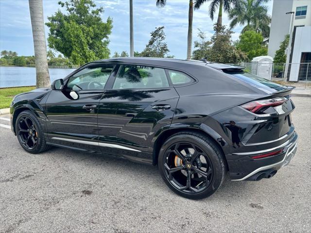 used 2021 Lamborghini Urus car, priced at $199,764