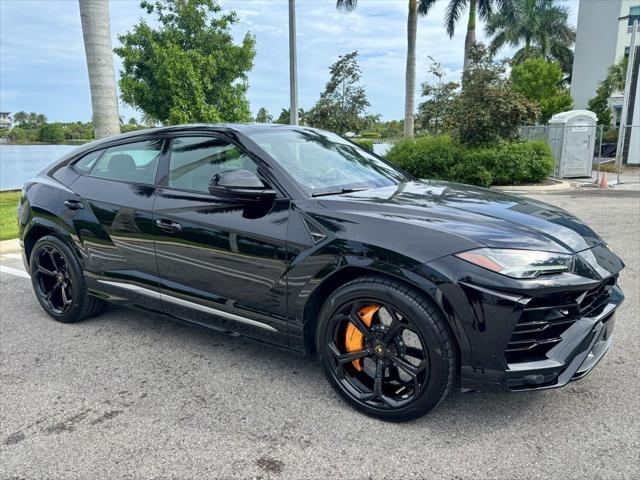 used 2021 Lamborghini Urus car, priced at $199,764