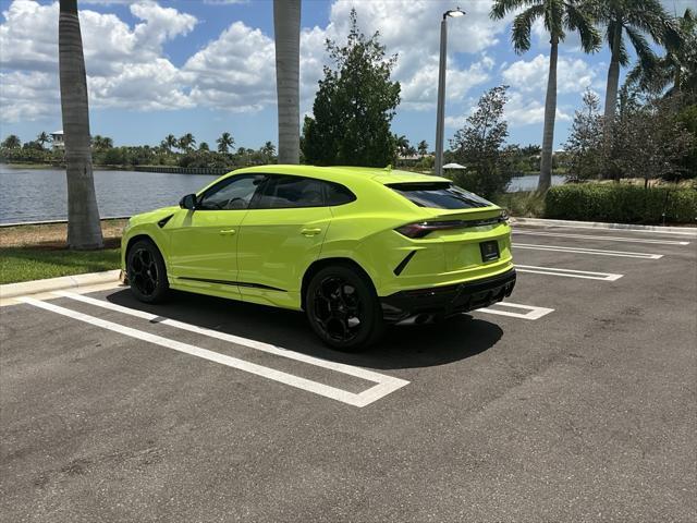 used 2021 Lamborghini Urus car, priced at $224,919