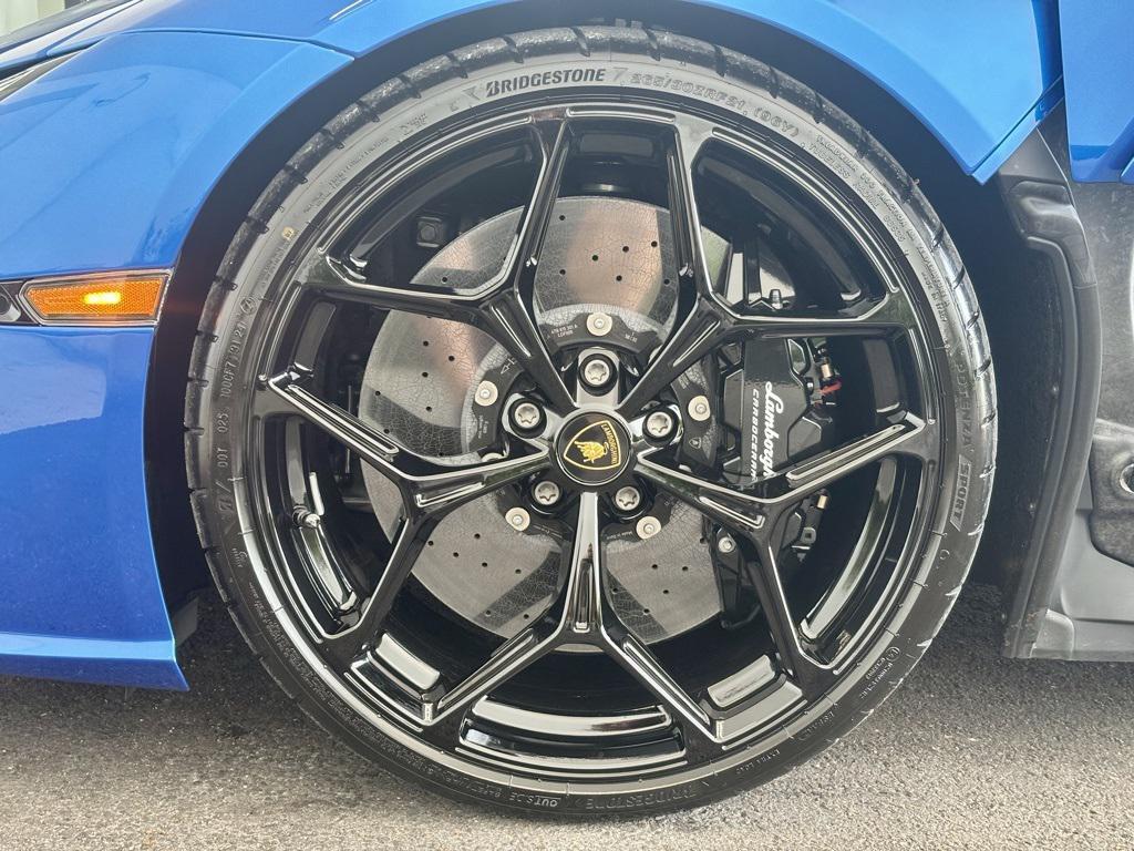 used 2025 Lamborghini Revuelto car, priced at $749,966