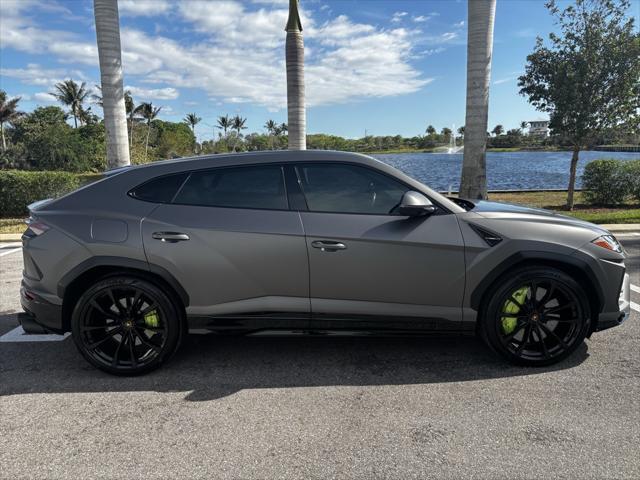 used 2021 Lamborghini Urus car, priced at $229,869