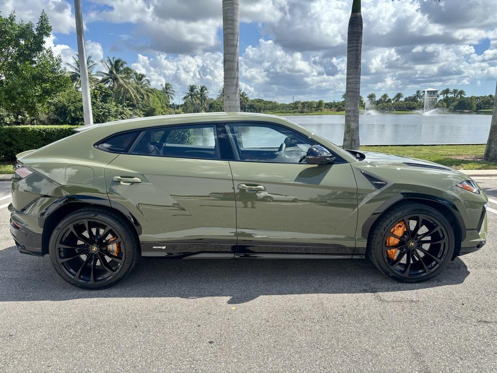 used 2024 Lamborghini Urus car, priced at $279,949