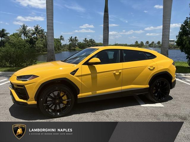 used 2022 Lamborghini Urus car, priced at $268,923