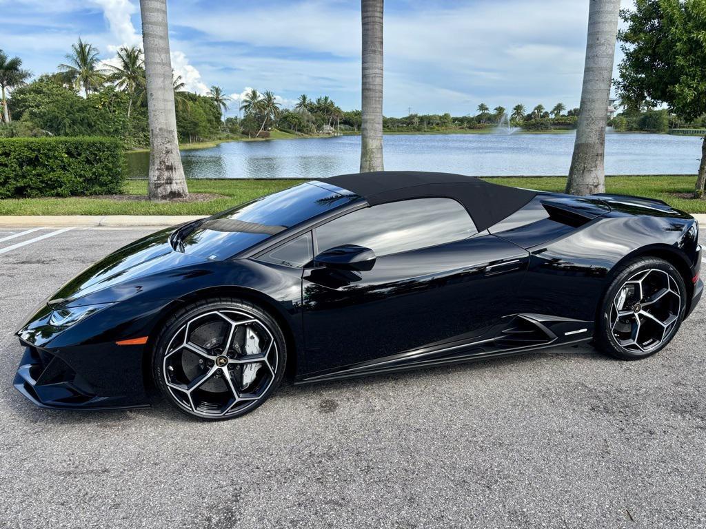 used 2020 Lamborghini Huracan EVO car, priced at $284,919