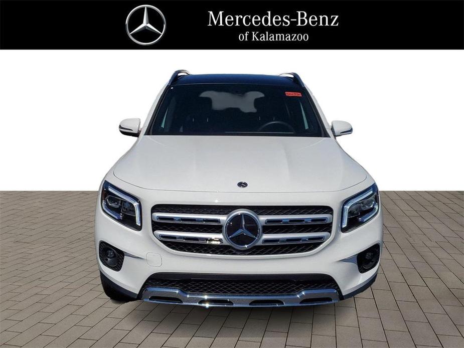 new 2023 Mercedes-Benz GLB 250 car, priced at $48,950