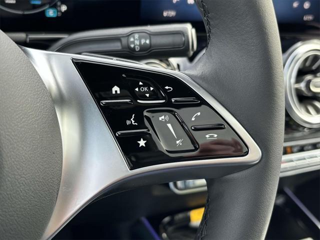 new 2025 Mercedes-Benz GLA 250 car